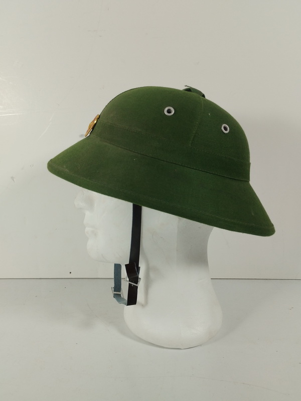 casco militar vietnam 13x30.5x26.5 1u